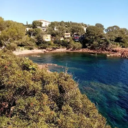 Appartement Les Orangers De Santa Lucia, Vue Et Port, St Raphaël Saint-Raphaël