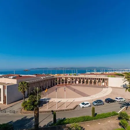 Les Orangers De Santa Lucia, Vue Et Port, St Raphael Apartment