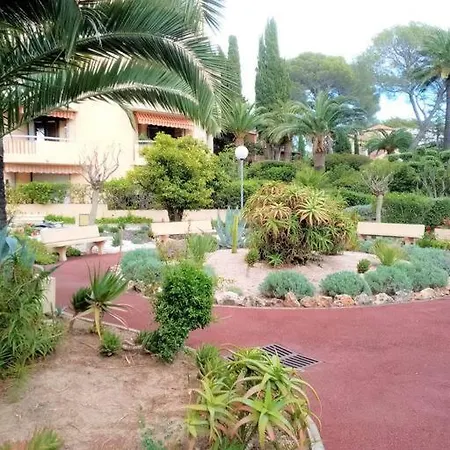 Les Orangers De Santa Lucia, Vue Et Port, St Raphael Saint-Raphael (Var)